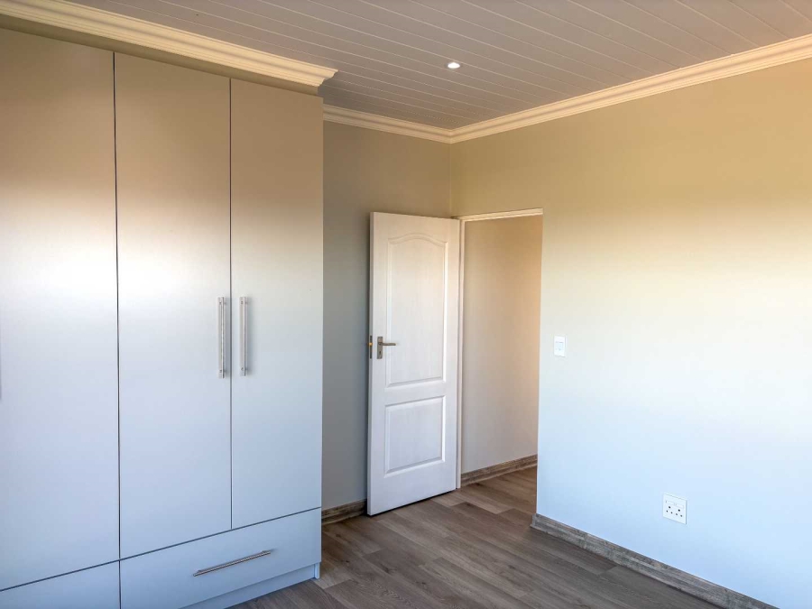 3 Bedroom Property for Sale in Stilbaai Wes Western Cape
